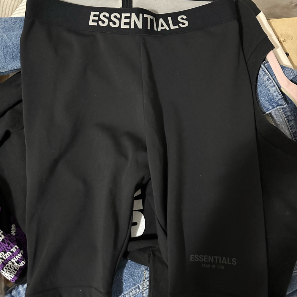 Essentials fear of god biker shorts